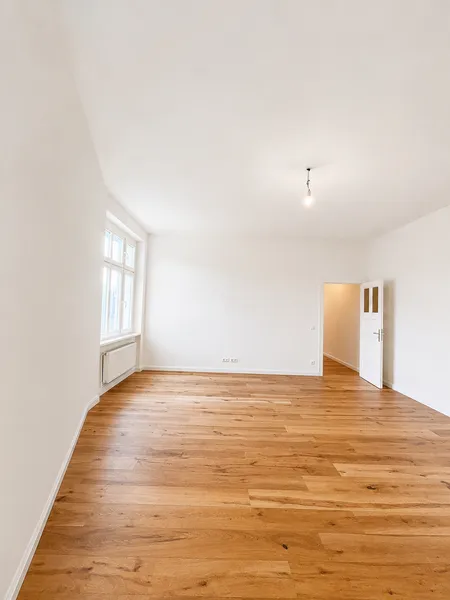 Frisch sanierte 2 Zimmerwohnung mit Einbauküche — photo 1